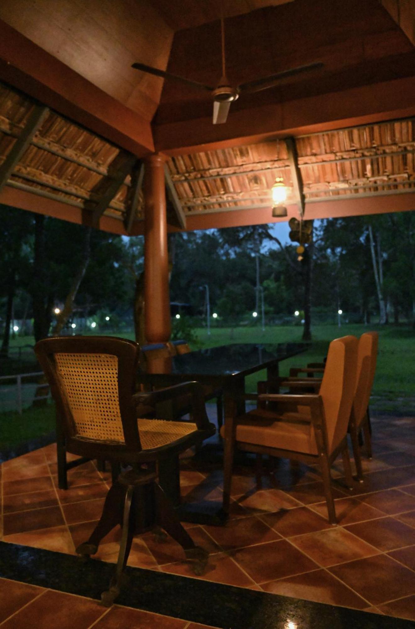 Marari Beach Palace Mararikulam Exterior foto